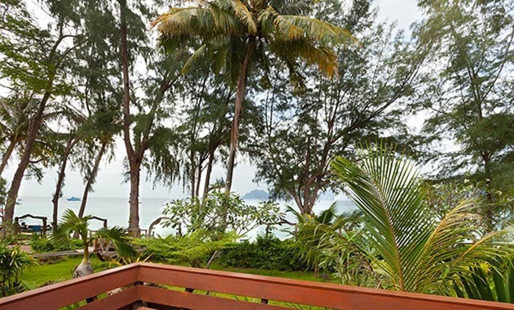 Paradise Pearl Bungalows Phi Phi Don Exterior photo